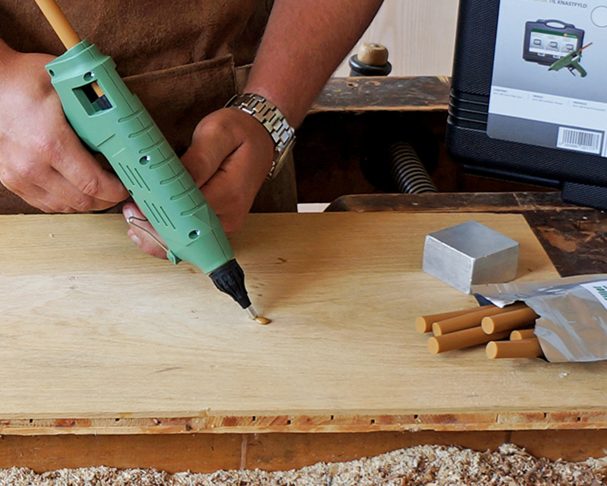 Wood Repair Kit Knot Crack Split Wood Filler Waterproof Fast Wood Cure Heat  Gun