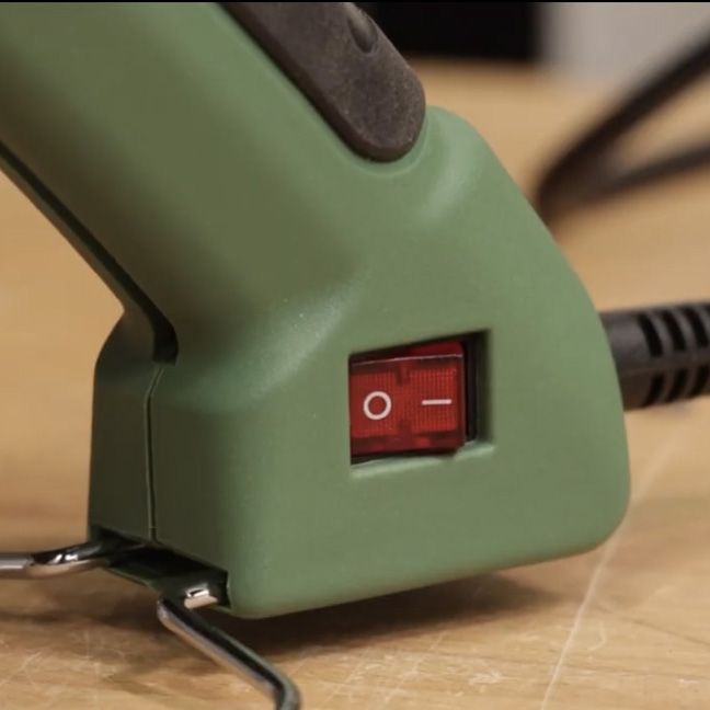 Professional heating gun for Knot Filler wood repairs